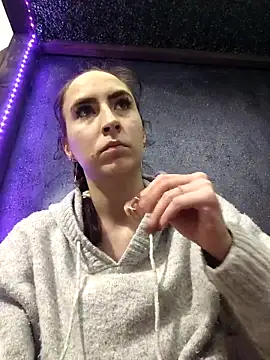 Snapshot of pleasure_of_life chatting on November 2025 05:17:02 PM pleasure of life online show from November 2025 05:17:02 PM