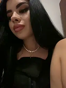 Snapshot of Ameliablack_1 chatting on December 2024 08:51:01 PM Ameliablack 1 online show from December 2024 08:51:01 PM