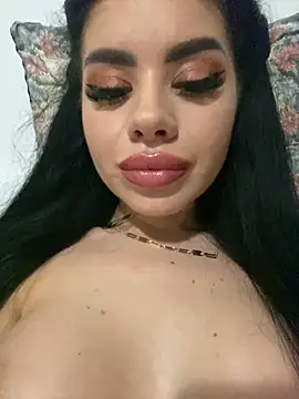 Snapshot of Ameliablack_1 chatting on January 2025 11:17:02 PM Ameliablack 1 online show from January 2025 11:17:02 PM