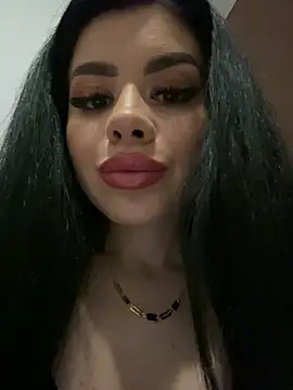 Snapshot of Ameliablack_1 chatting on January 2025 05:10:02 PM Ameliablack 1 online show from January 2025 05:10:02 PM