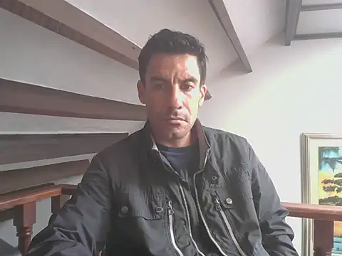 elkike1980 online show from April 2026 02:12:02 PM