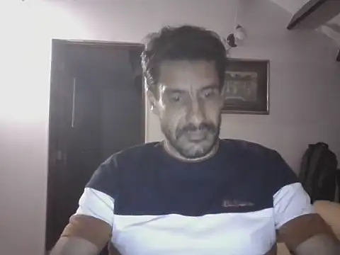 elkike1980 online show from May 2026 01:13:01 AM
