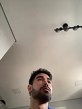 Snapshot of Passfisting chatting on January 2025 04:18:02 PM Passfisting online show from January 2025 04:18:02 PM