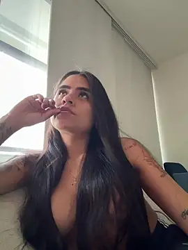 penelopesexx online show from February 2026 04:39:02 PM