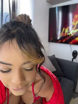 Susanamendezz online show from June 2026 12:33:01 PM