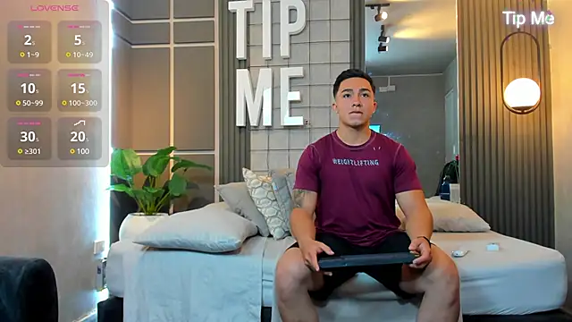 Ryan Hunt online show from December 2024 12:54:02 PM