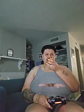 DevilDahm online show from November 2025 11:15:01 PM