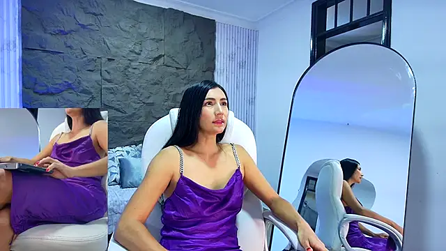 coniie jhons online show from December 2025 11:50:01 AM