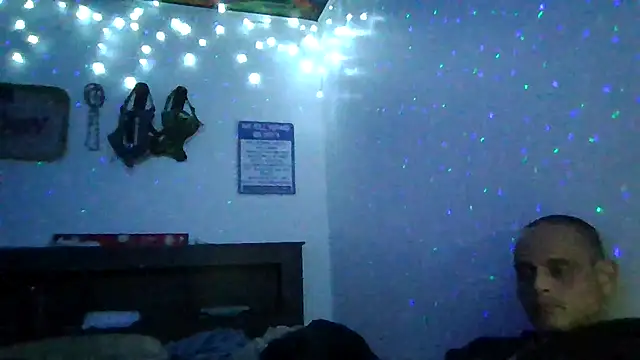 Snapshot of Buffshagswell chatting on March 2025 03:16:02 PM Buffshagswell online show from March 2025 03:16:02 PM