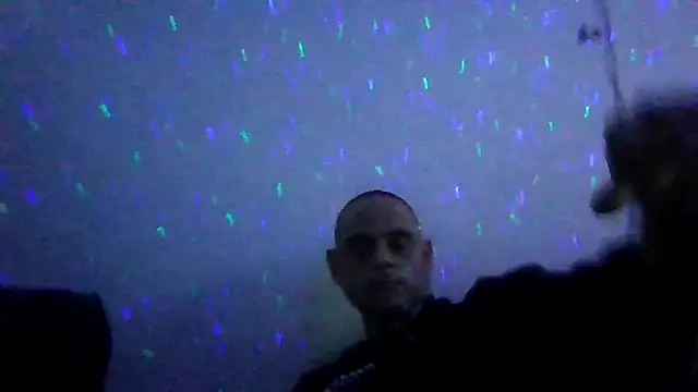 Snapshot of Buffshagswell chatting on March 2025 06:21:02 PM Buffshagswell online show from March 2025 06:21:02 PM