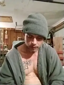 Snapshot of Buffshagswell chatting on March 2025 03:16:02 PM Buffshagswell online show from March 2025 03:16:02 PM