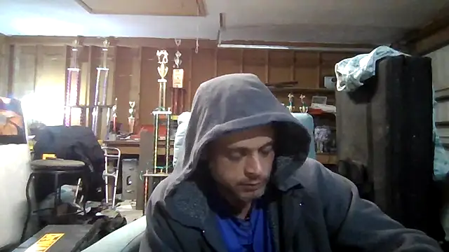 Snapshot of Buffshagswell chatting on March 2025 06:16:01 AM Buffshagswell online show from March 2025 06:16:01 AM