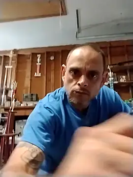 Snapshot of Buffshagswell chatting on March 2025 01:10:02 PM Buffshagswell online show from March 2025 01:10:02 PM