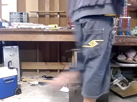 Snapshot of Buffshagswell chatting on March 2025 04:14:02 PM Buffshagswell online show from March 2025 04:14:02 PM