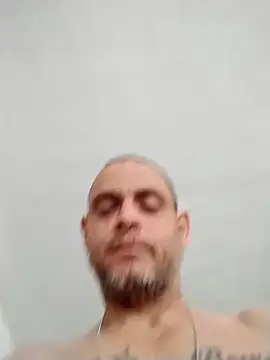 Snapshot of Buffshagswell chatting on March 2025 09:37:01 PM Buffshagswell online show from March 2025 09:37:01 PM