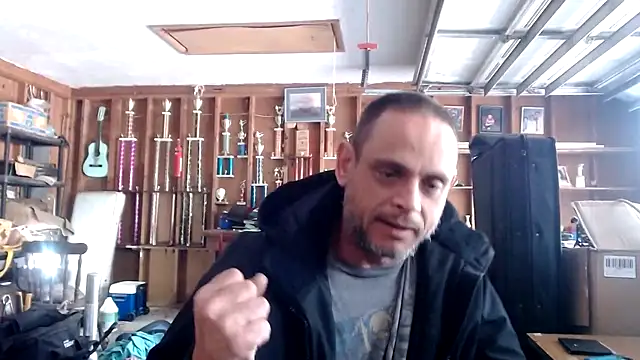 Snapshot of Buffshagswell chatting on March 2025 06:00:01 PM Buffshagswell online show from March 2025 06:00:01 PM