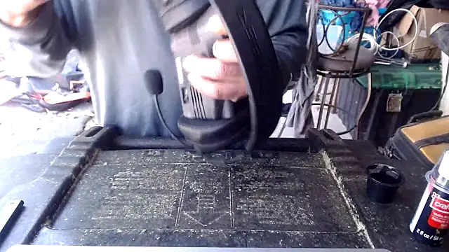 Snapshot of Buffshagswell chatting on March 2025 04:13:01 PM Buffshagswell online show from March 2025 04:13:01 PM