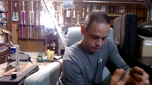 Snapshot of Buffshagswell chatting on March 2025 05:24:02 AM Buffshagswell online show from March 2025 05:24:02 AM