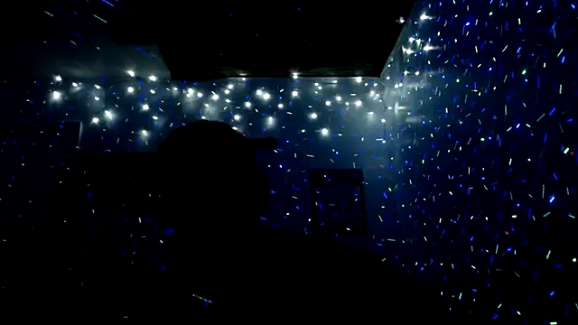 Snapshot of Buffshagswell chatting on March 2025 05:25:02 PM Buffshagswell online show from March 2025 05:25:02 PM