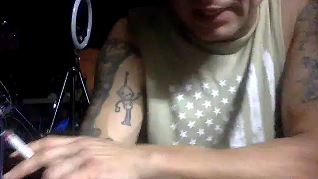 Snapshot of Buffshagswell chatting on October 2025 12:30:02 AM Buffshagswell online show from October 2025 12:30:02 AM