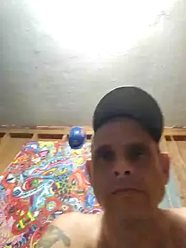 Snapshot of Buffshagswell chatting on October 2025 04:04:02 AM Buffshagswell online show from October 2025 04:04:02 AM