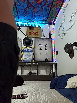 Snapshot of Buffshagswell chatting on October 2025 09:59:02 PM Buffshagswell online show from October 2025 09:59:02 PM