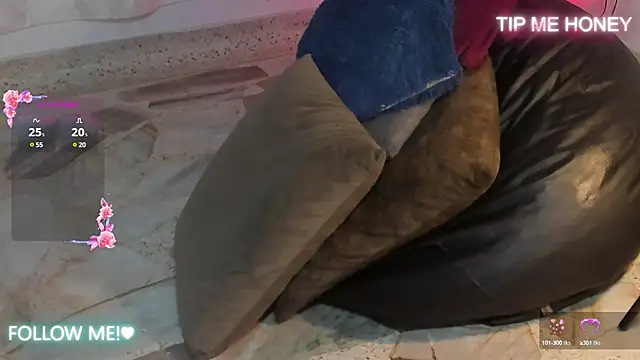 Snapshot of juanmiss chatting on February 2025 11:18:02 AM juanmiss online show from February 2025 11:18:02 AM