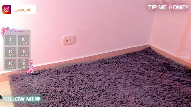 Snapshot of juanmiss chatting on March 2025 10:05:01 AM juanmiss online show from March 2025 10:05:01 AM