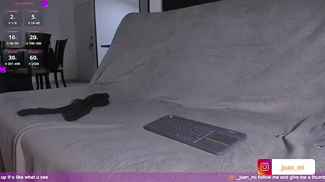 Snapshot of juanmiss chatting on October 2025 10:02:01 AM juanmiss online show from October 2025 10:02:01 AM