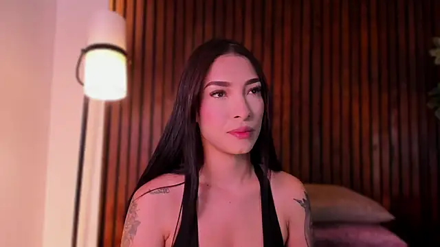 Jennmiiller  online show from December 2025 12:13:02 PM