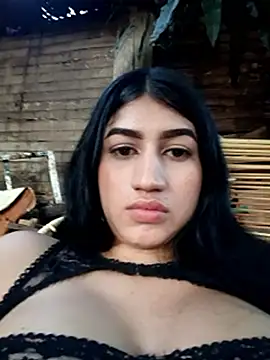 Julix A online show from September 2025 10:20:02 PM