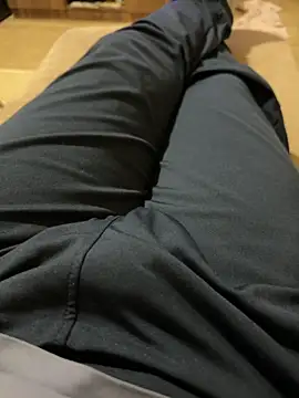 reelciii21 online show from December 2025 05:33:02 PM