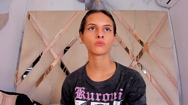 ninaht online show from January 2026 09:24:01 PM