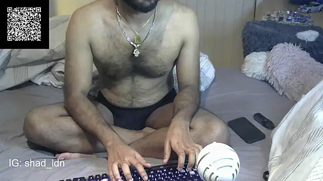 Snapshot of shadthebiguy chatting on December 2024 12:16:01 AM shadthebiguy online show from December 2024 12:16:01 AM