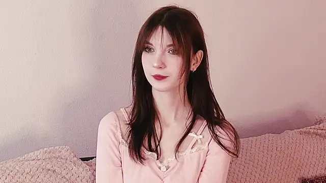 KimWilli online show from March 2025 04:20:02 PM