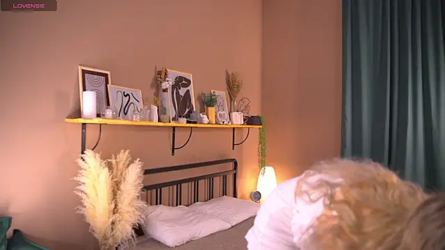 Snapshot of _AlinaBailey chatting on January 2025 08:30:02 AM AlinaBailey online show from January 2025 08:30:02 AM