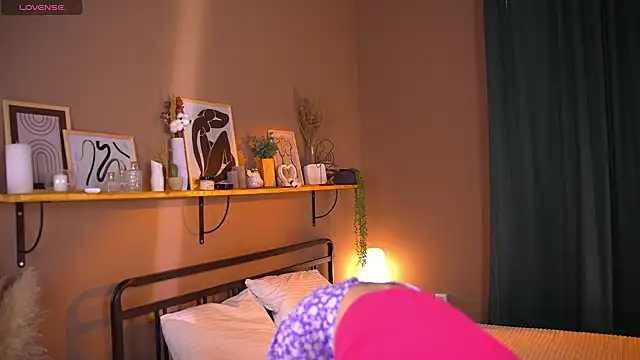 Snapshot of _AlinaBailey chatting on January 2025 08:10:02 AM AlinaBailey online show from January 2025 08:10:02 AM