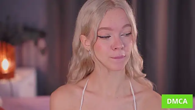 Snapshot of _AlinaBailey chatting on October 2025 08:13:01 AM AlinaBailey online show from October 2025 08:13:01 AM