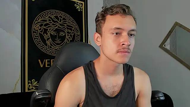 Desmon Clark online show from January 2025 11:59:01 PM