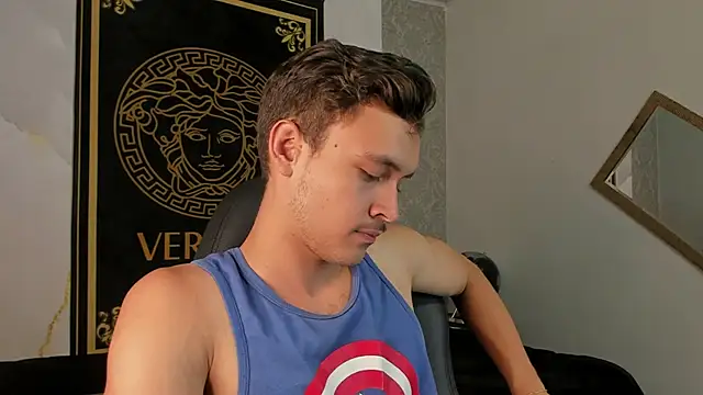 Desmon Clark online show from January 2025 11:20:01 PM