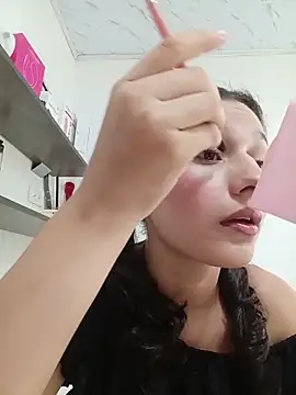 Snapshot of Ary-18 chatting on October 2025 02:02:01 PM Ary-18 online show from October 2025 02:02:01 PM