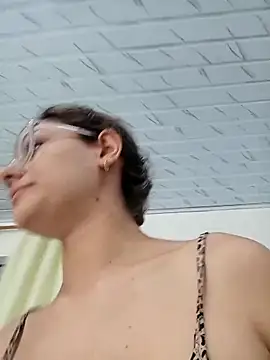 Ary-18 online show from December 2025 02:12:02 PM