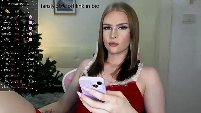 Snapshot of kellywayne7 chatting on December 2024 01:17:01 PM kellywayne7 online show from December 2024 01:17:01 PM
