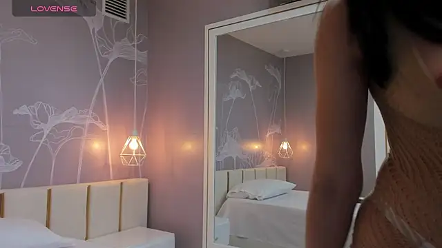 Sensual Sophie  online show from October 2025 11:31:01 AM