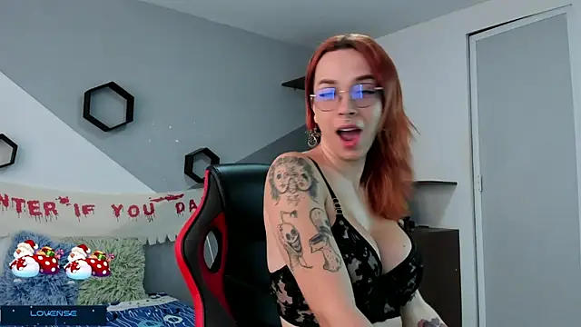 Snapshot of Danniela_rivera chatting on December 2024 12:01:02 PM Danniela rivera online show from December 2024 12:01:02 PM
