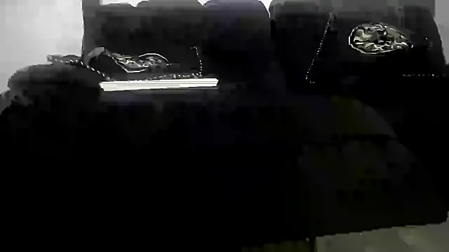 Snapshot of Niquitasparkles chatting on November 2025 06:18:02 PM Niquitasparkles online show from November 2025 06:18:02 PM