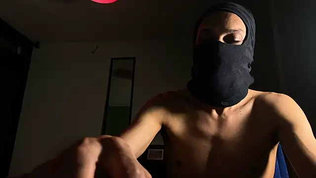 villanocat online show from November 2025 05:39:02 AM