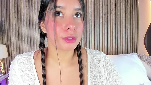 HannaPaola online show from March 2026 10:31:02 PM