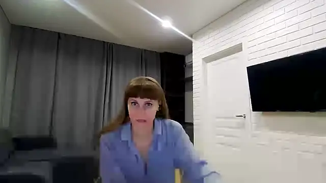Daniella Lorente online show from May 2026 09:42:02 PM