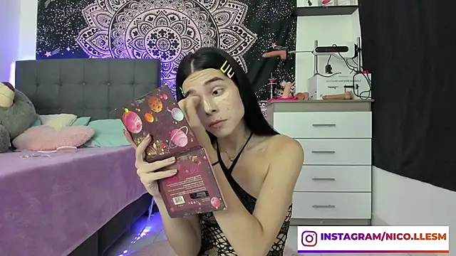 Snapshot of jade_dakota__ chatting on January 2025 10:21:01 PM jade dakota online show from January 2025 10:21:01 PM